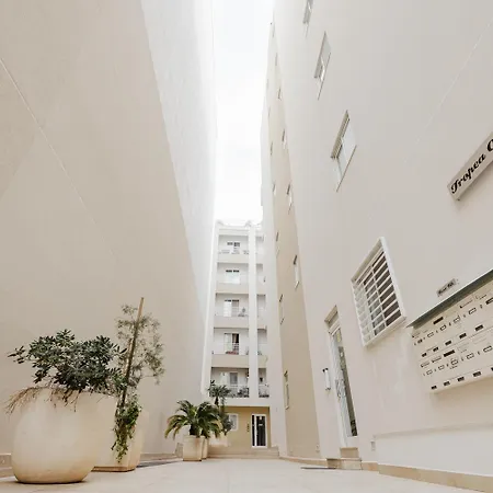 Tropea Court 5a By Homely * Sliema