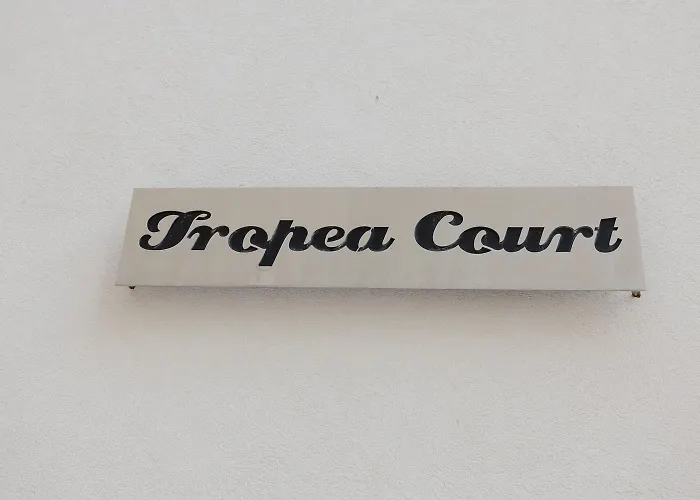 Tropea Court 5a By Homely 아파트